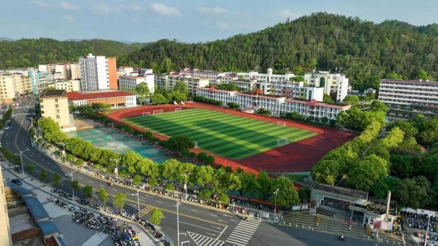 上犹中学录取率是多少-图3