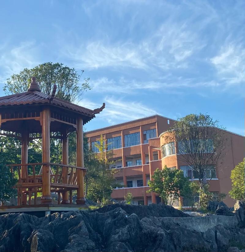 酉中学录取线究竟多少分?-图1 酉中学录取线究竟多少分?-图1