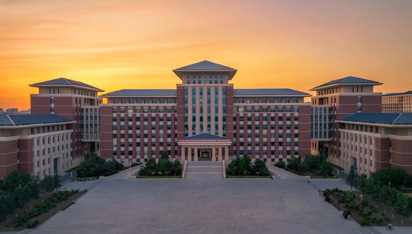 吉大公共管理哪个学院实力强？-图2