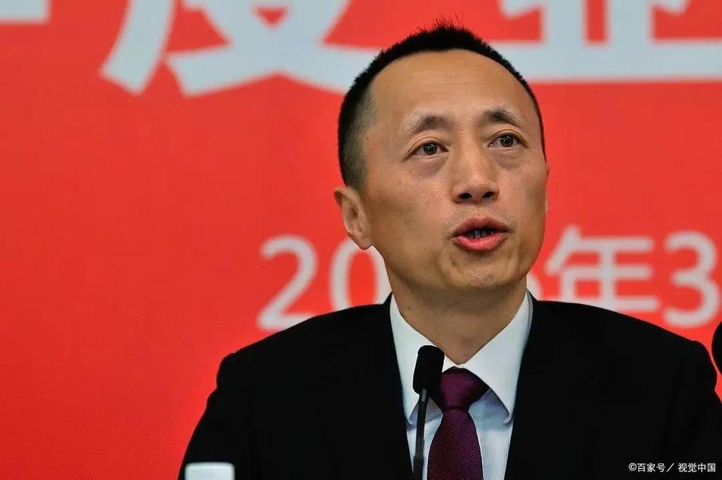 郁亮谈互联网思维，房企转型关键在哪？-图2