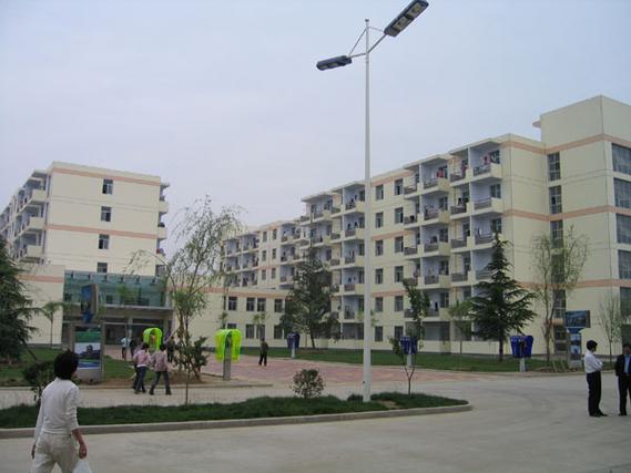 沂南卧龙初中录取分数线是多少？-图2