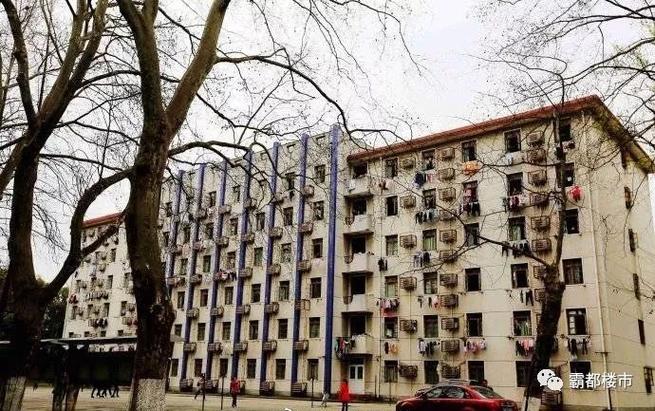 安大303教室具体从哪个校门进入最便捷?校内路线如何规划?-图1 安大303教室具体从哪个校门进入最便捷?校内路线如何规划?-图1