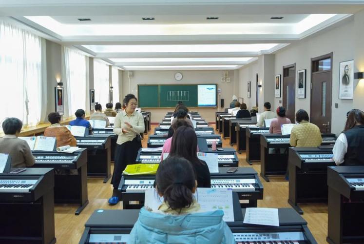 胡海滨在哪个机构授课?-图3 胡海滨在哪个机构授课?-图3