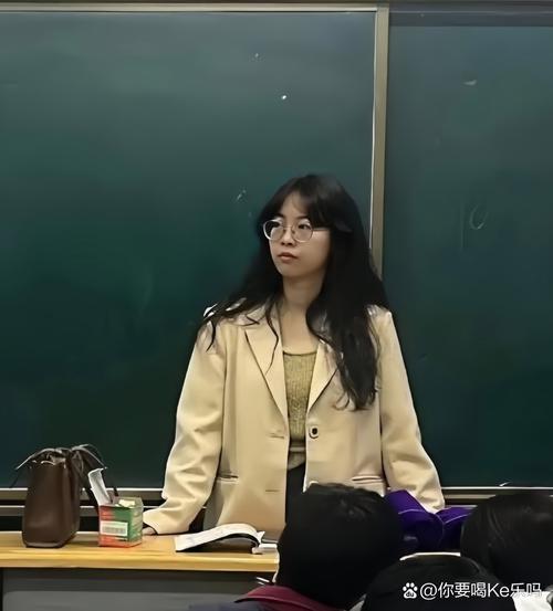 陈可是哪个大学的老师？-图1