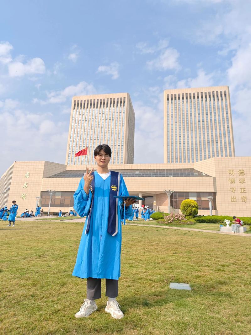 董婧毕业于哪所大学?-图3 董婧毕业于哪所大学?-图3