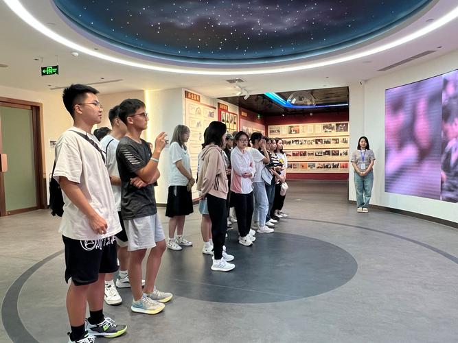 方铭属于北京语言大学哪个学院?-图3 方铭属于北京语言大学哪个学院?-图3