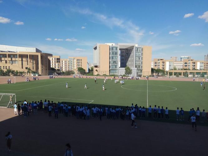 赤峰二中录取分数线是多少?-图2 赤峰二中录取分数线是多少?-图2