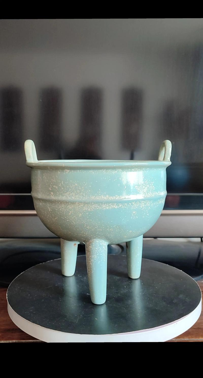 鼎式带盖香炉，哪种好选？-图2