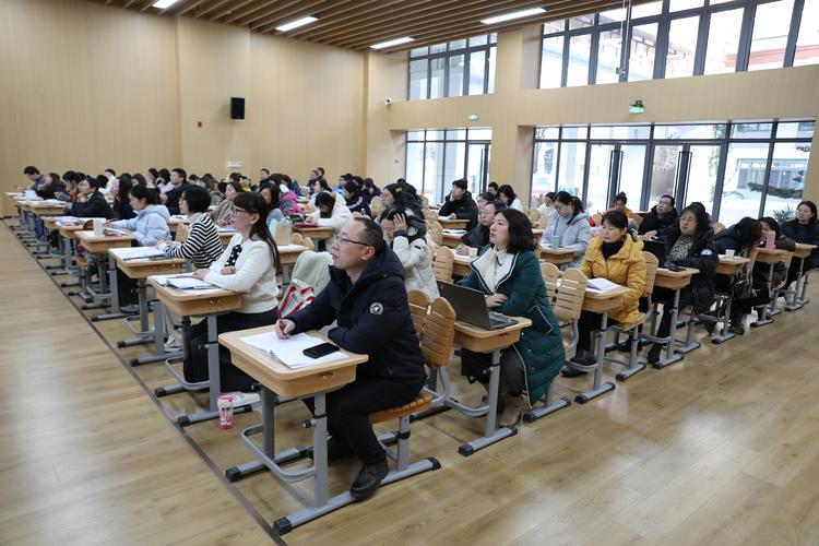 雅安新思维培训学校-图2