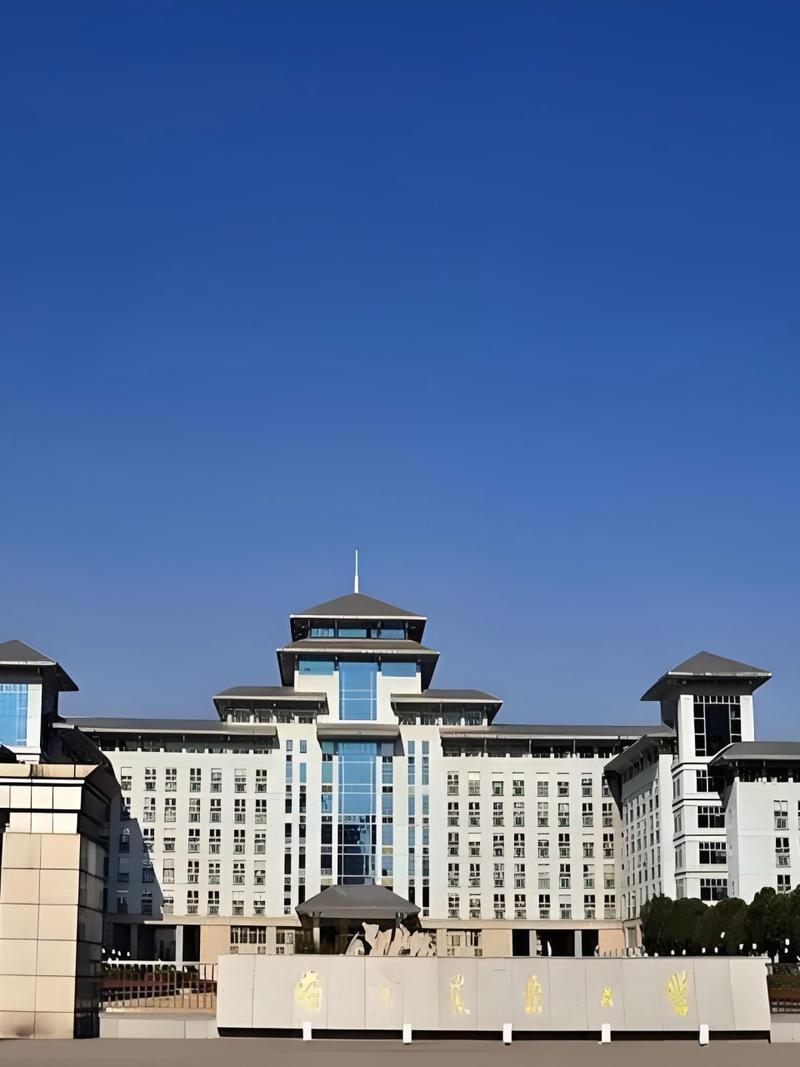 武汉学兽医哪个学校好-图1